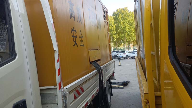榕城如何判断柴油发电机组和UPS电源的切换时间是否符合要求？