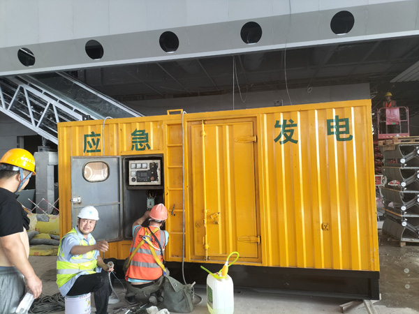 榕城怎样判断空气滤清器是否需要更换？
