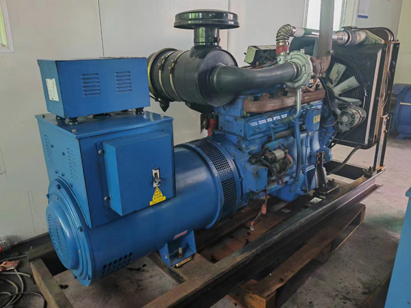 榕城100kW柴油发电机组使用多级机油有哪些优缺点？